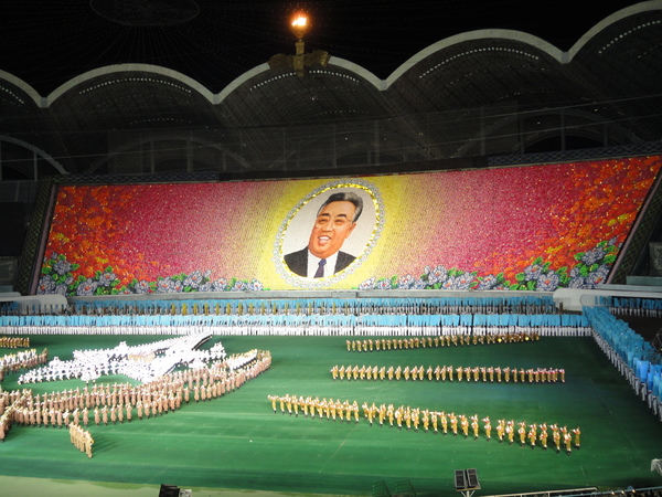 北朝鮮旅行 アリラン祭編 海外旅行 年 釣り 日頃